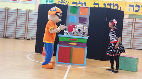 مسرح السراج مسرحيات وفعاليات لجميع الاجيال