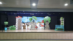 مسرح السراج مسرحيات وفعاليات لجميع الاجيال